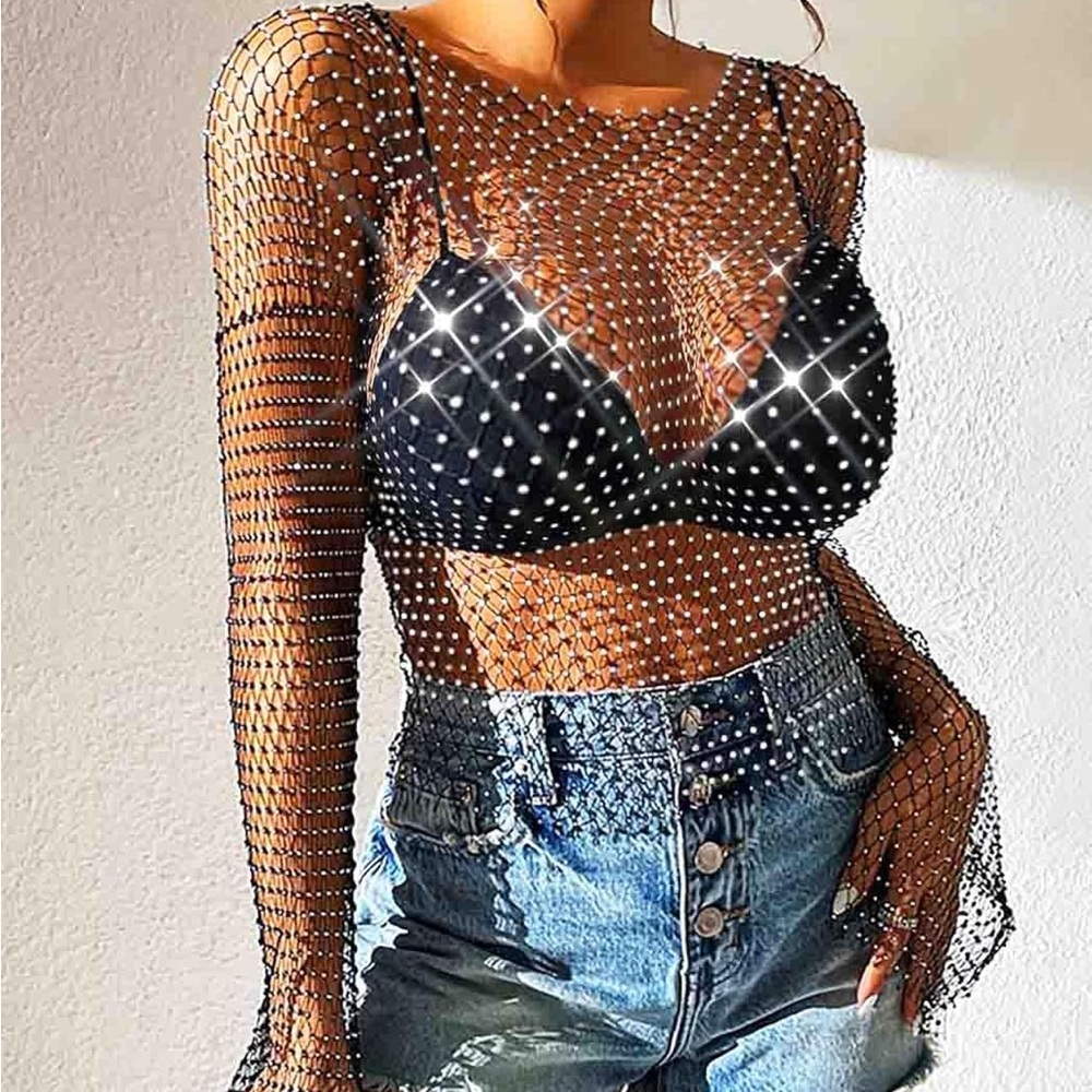 Black Mesh crop top - Picture 2 of 11